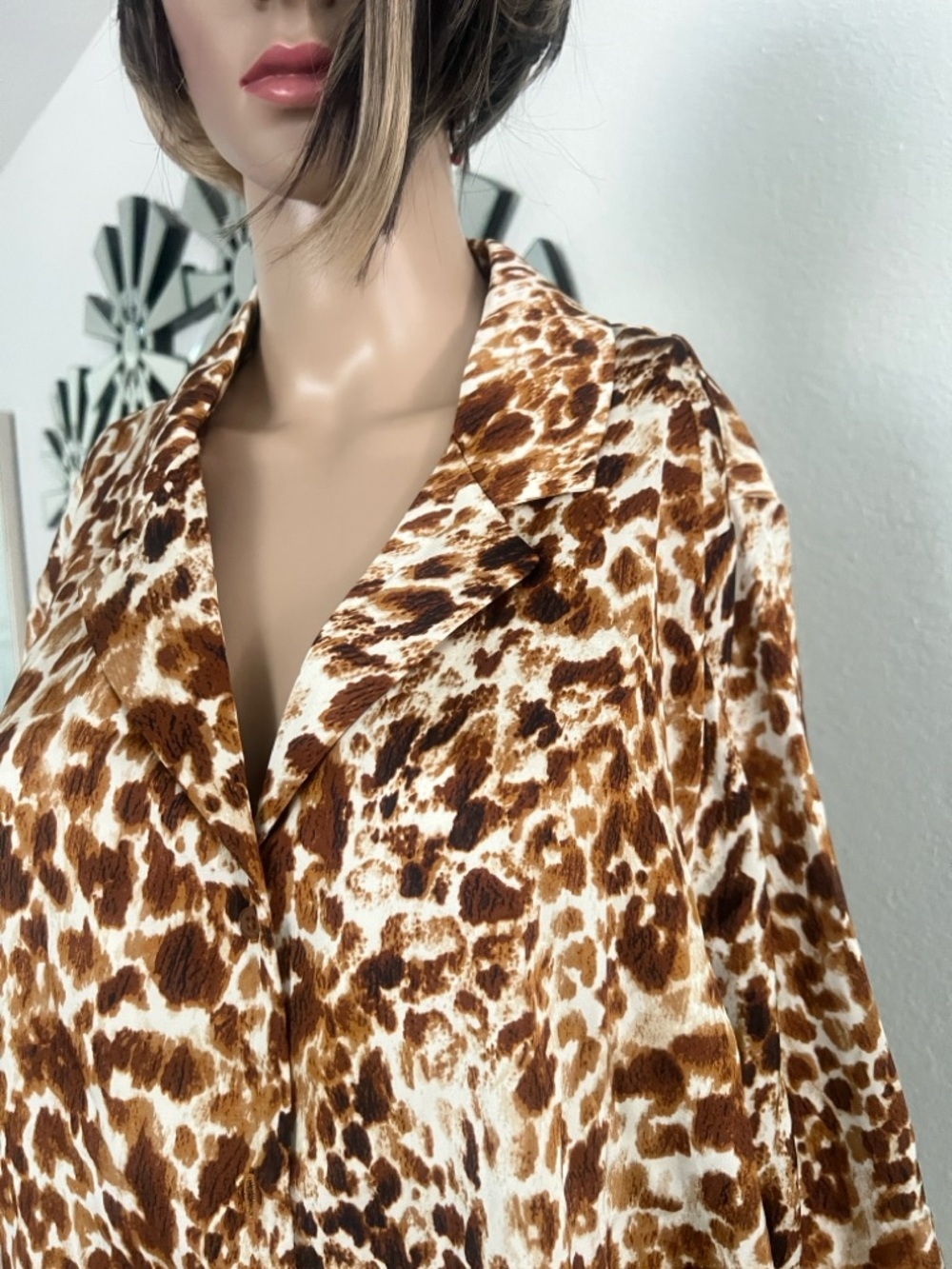 NWT RAFAELLA Womens Brown &Tan AnimalPrint Lon slive Button-Down Shirt size 1X